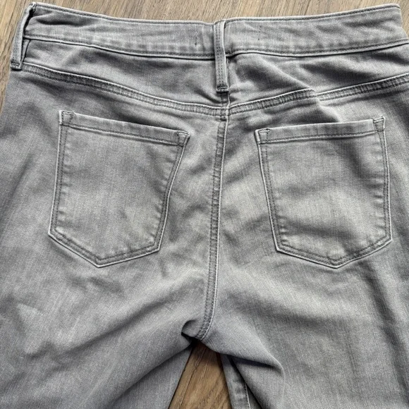 Athleta Light Gray Women's Skinny Jeans - Sculptek - Size 6 Tall - Picture 13 of 14